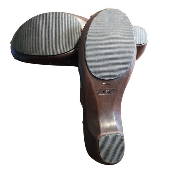 Eddie Bauer Brown Leather Slip On Mule Clog Size 11M - Picture 6 of 7